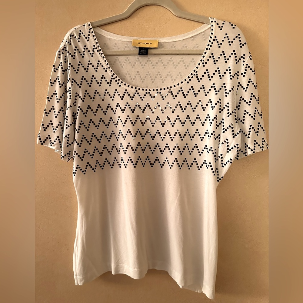 St. John Collection Gold Square Studded Soft White Tee, Large, Never Worn